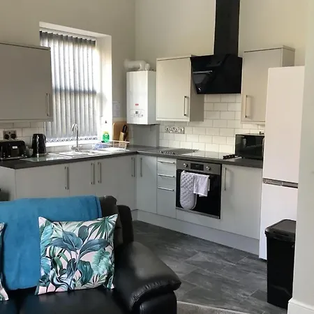 Jeffersons Abbey Road Serviced (adults Only) Barrow-in-Furness