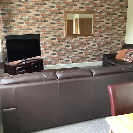 Jeffersons Abbey Road Serviced (adults Only) Barrow-in-Furness