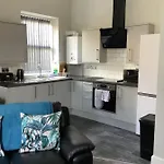 Jeffersons Abbey Road Serviced (adults Only) Barrow-in-Furness