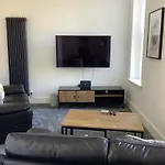 Jeffersons Abbey Road Serviced (adults Only) *